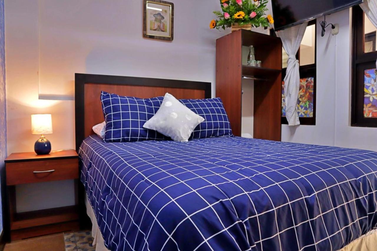 Hotel Posada El Arcangel Antigua Buitenkant foto