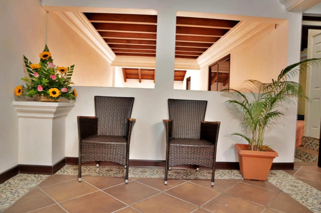Hotel Posada El Arcangel Antigua Buitenkant foto