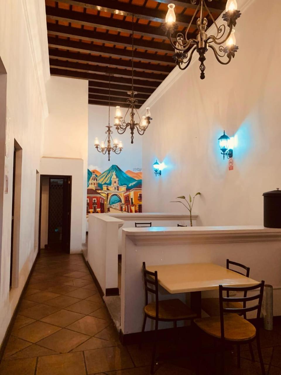 Hotel Posada El Arcangel Antigua Buitenkant foto