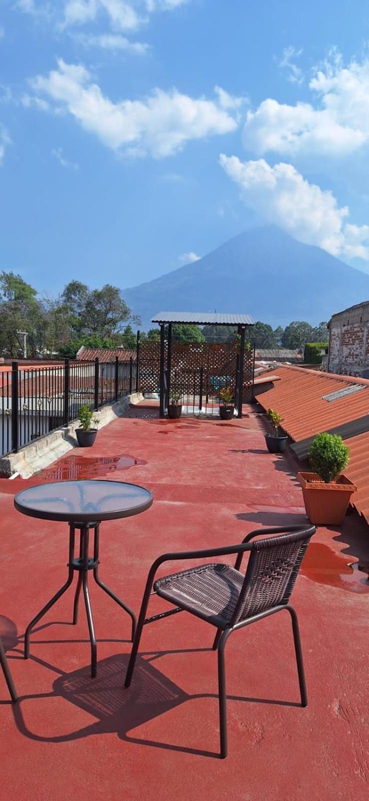 Hotel Posada El Arcangel Antigua Buitenkant foto