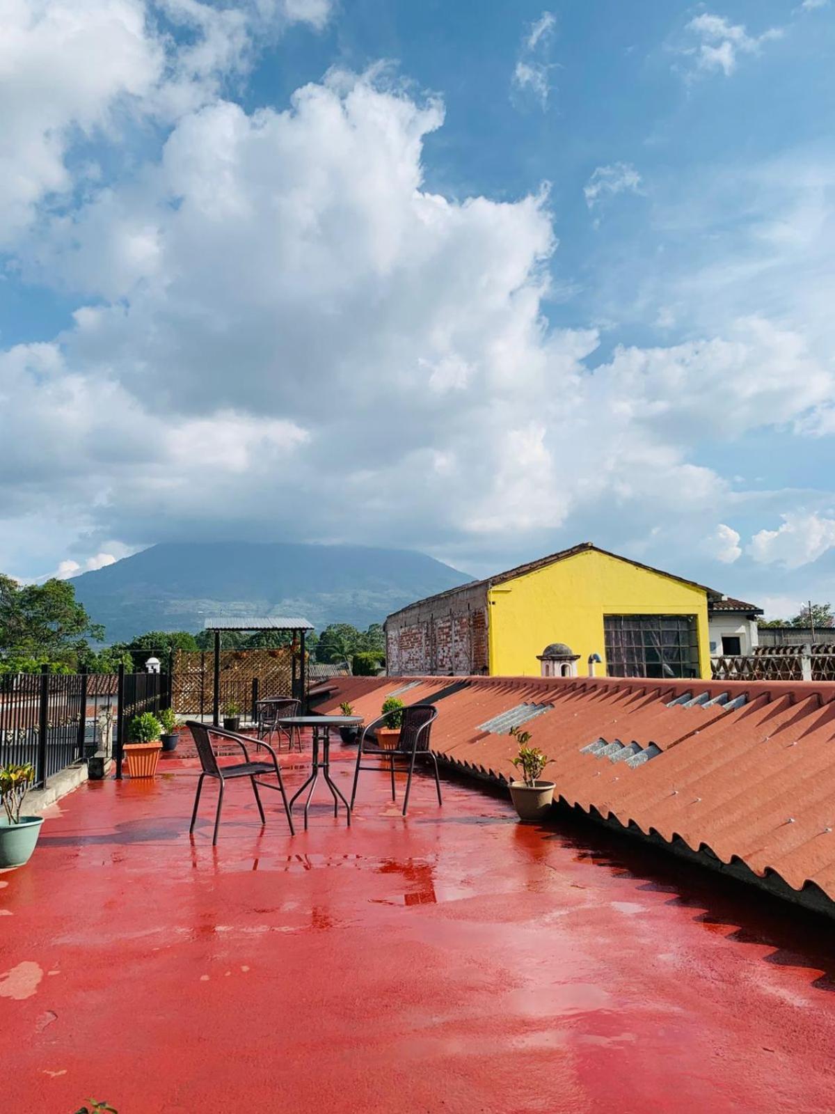 Hotel Posada El Arcangel Antigua Buitenkant foto
